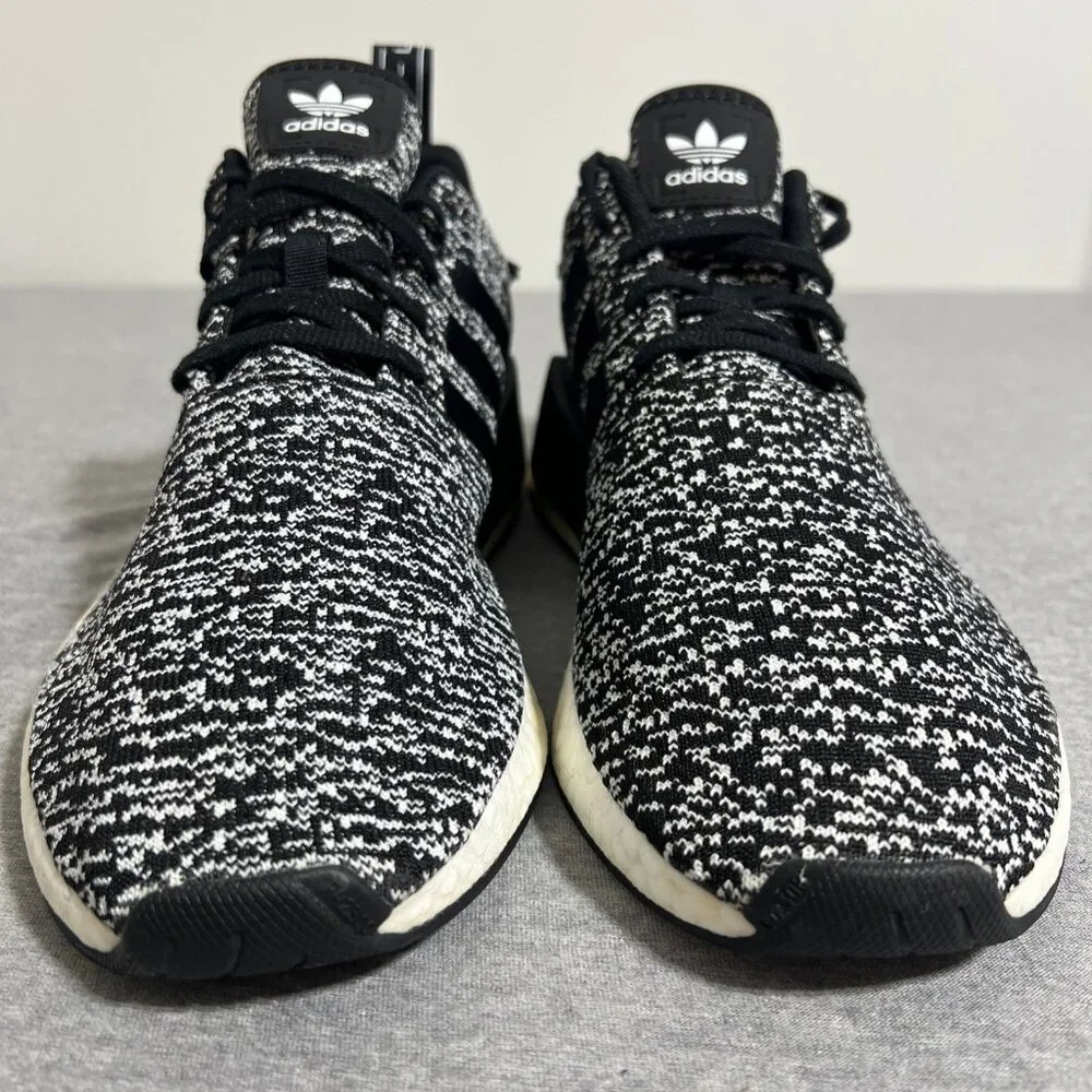 Adidas NMD R2‎ Oreo Running Shoes Mens Size 12 Sneakers B22631